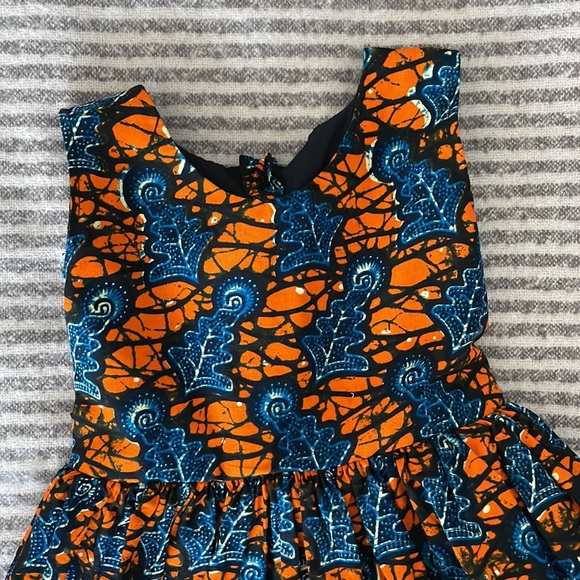 EUC DRESS age 2-4 - Picture 3 of 4